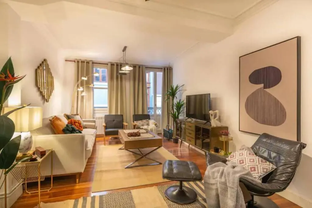 Daire Exclusivo Apartamento En El Casco Viejo Bilbao